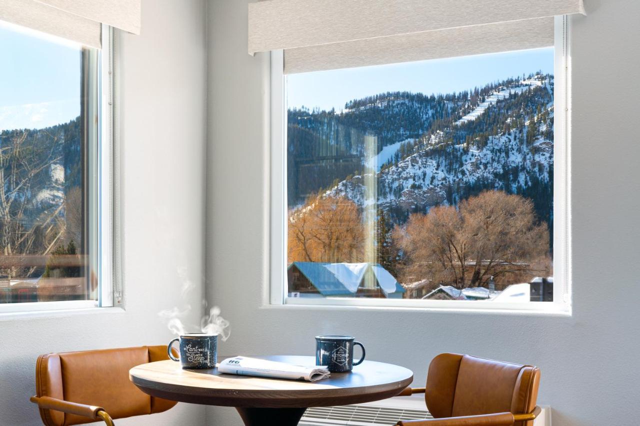 Hotel Кечъм Екстериор снимка